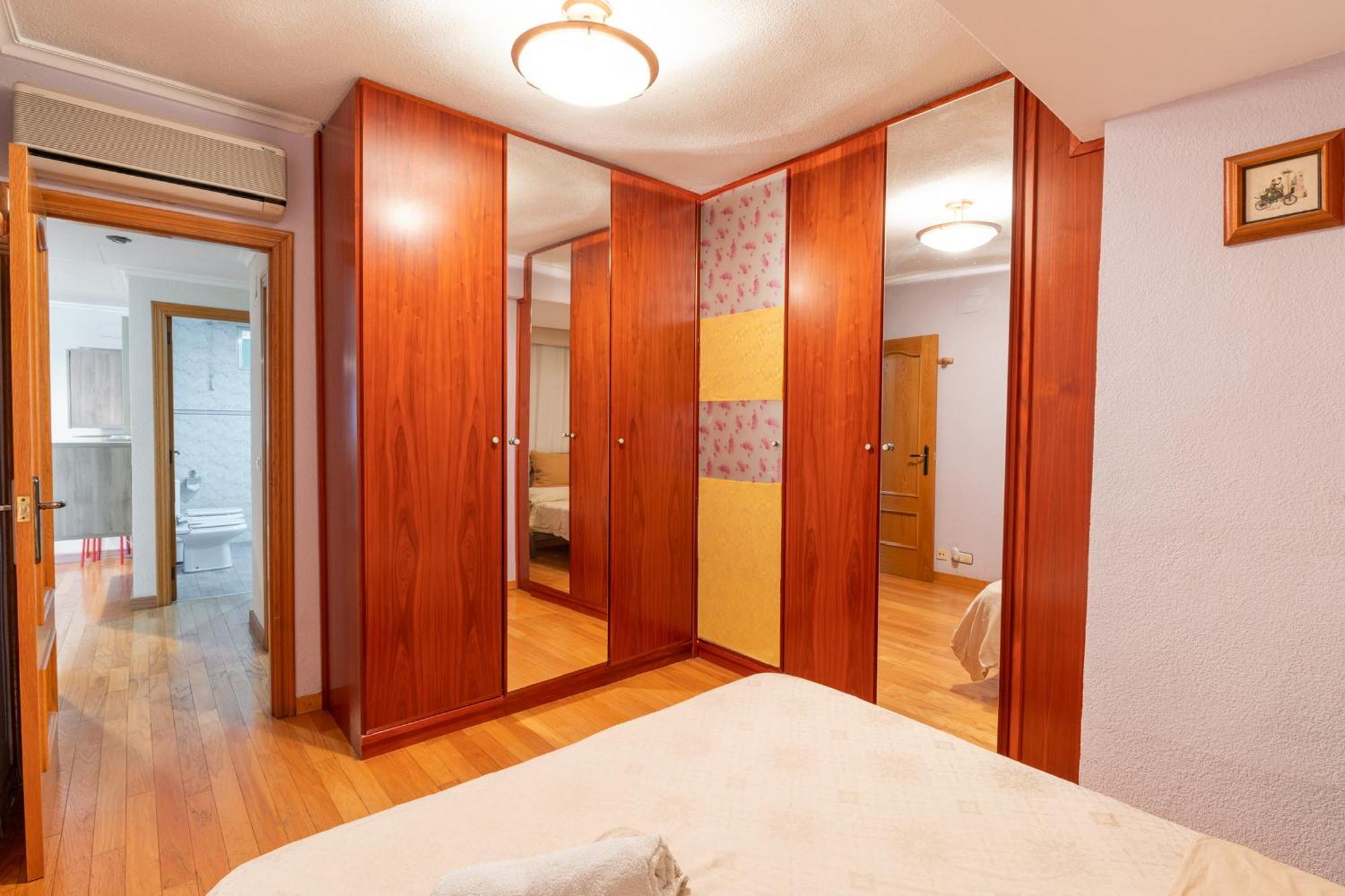 La Casa De Lili Acerca De Palacio De Musica Apartament
