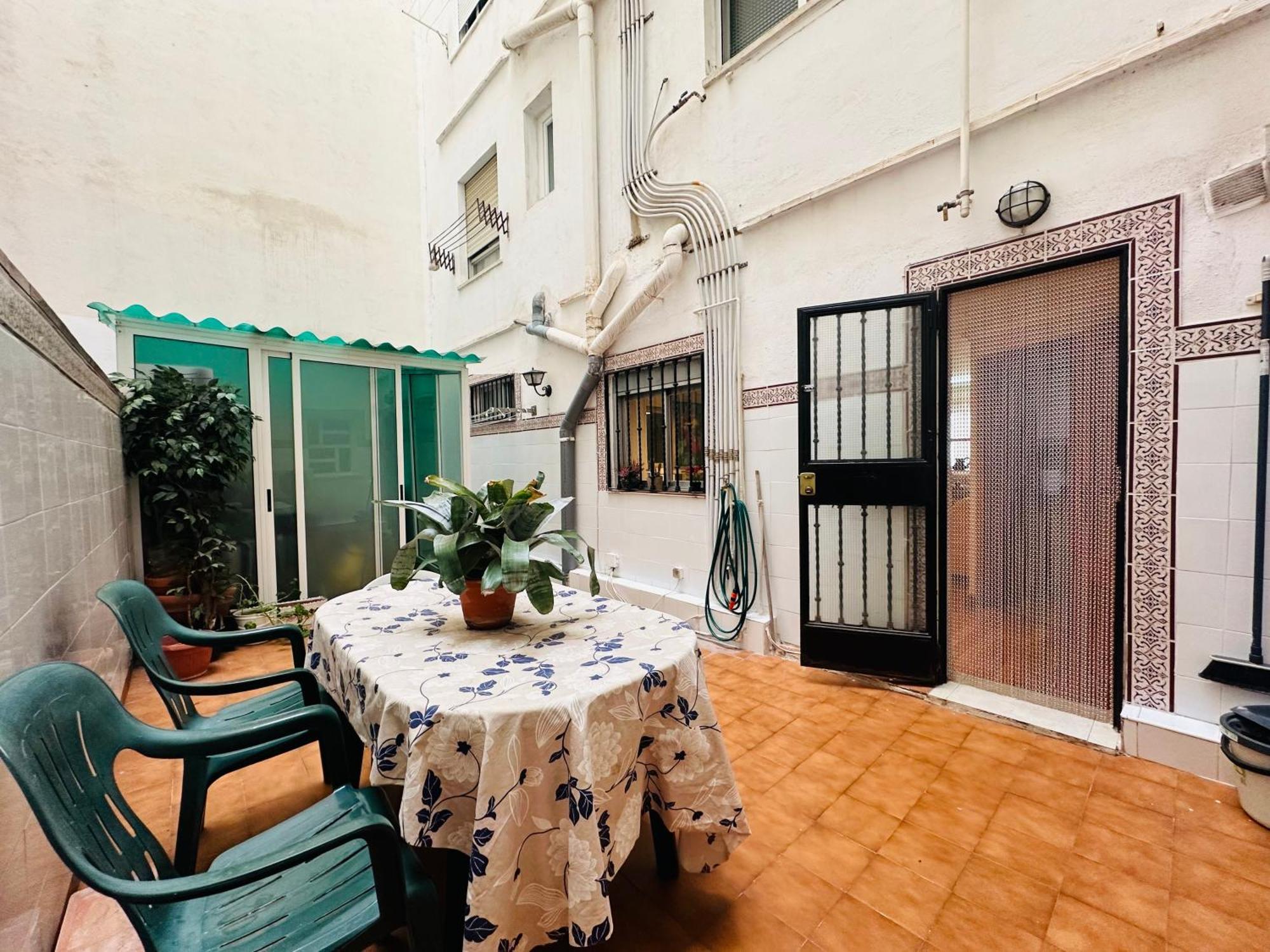 Appartement La Casa De Lili Acerca De Palacio De Musica *